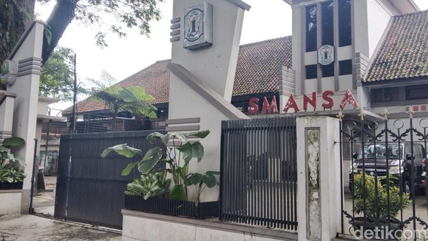 Gedung SMAN 1 Bandung