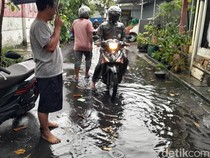 Hujan Guyur Kota Semarang Bikin Jalan Abimanyu Tergenang