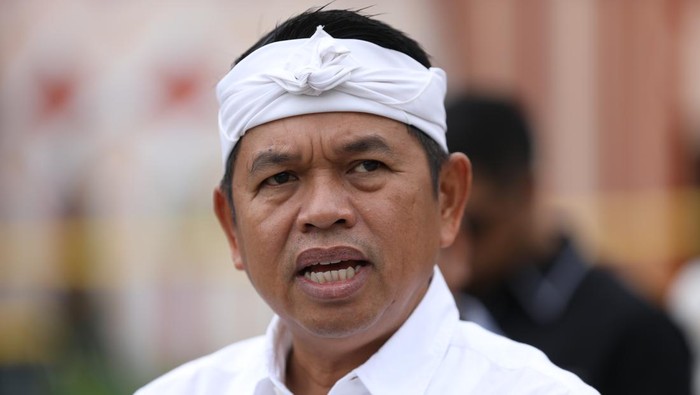 Gubernur Jawa Barat Dedi Mulyadi