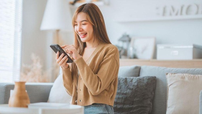 Ilustrasi investasi di aplikasi perbankan