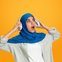 Mau Denger Musik? Bayar, Bayar, Bayar!