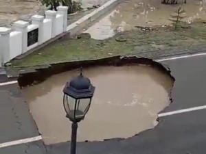 Perbaikan Sementara, Jembatan Kemang Pratama Bekasi Dibuka Usai Amblas