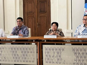 PTUN Bebaskan Sanksi Promotor Disertasi Bahlil, UI Sorot Konflik Kepentingan
