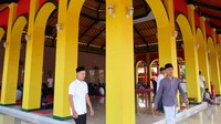 Masjid ini merupakan salah satu ikon arsitektur yang mencerminkan akulturasi budaya Tionghoa, Jawa, dan Islam, serta menjadi pusat kegiatan keagaman dan pendidikan bagi masyarakat sekitar.   