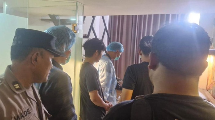 mayat perempuan tewas di hotel sidoarjo