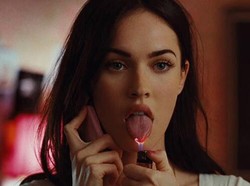 Saat Megan Fox Hilang Arah dan Penuh Amarah di Jennifers Body Saat Megan Fox Hilang Arah dan Penuh Amarah di Jennifers Body