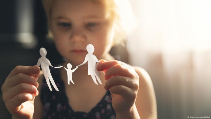 Memenggal Trauma: Bagaimana Korban Pelecehan Saat Anak-Anak Menjadi Orang Tua?