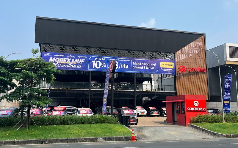 Mobil Bekas Expo (MOBEX) MUF X CAROLINE.ID.