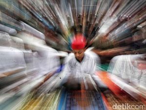 Momen Siswa SD Isi Ramadan dengan Salat Dhuha