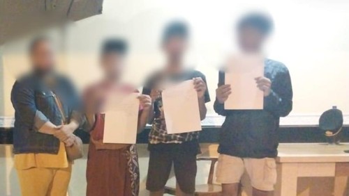 Polisi mengamankan tiga remaja yang hendak judi adu panco di Mataram, Jumat (7/2/2025).