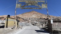 Kota pertambangan Bolivia, Potosí, adalah satu-satunya tempat di dunia di mana masyarakat umum dapat membeli dinamit secara legal. Potosí segera berkembang menjadi kota terbesar keempat di dunia Kristen, dengan populasi lebih dari 200.000 jiwa pada akhir abad ke-16.