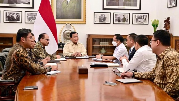 Prabowo bertemu dengan Tito Karnavian dan Budi Arie di Istana membahas terkait sosialisasi Koperasi Desa Merah Putih (dok istimewa)