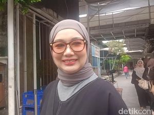 Reza Artamevia Nikmati Kebersamaan Keluarga dan Perkuat Ibadah di Bulan Ramadan