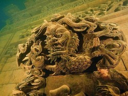 Atlantis yang Hilang Versi China Ditemukan Utuh di Dasar Danau