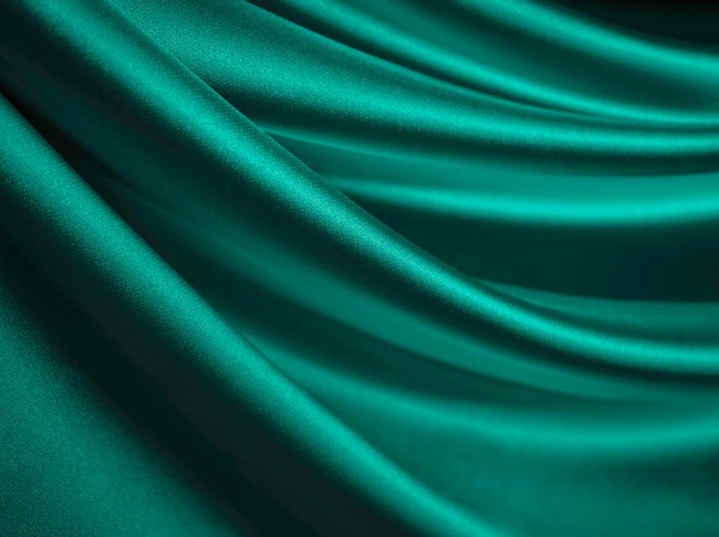 Warna Baju Cocok untuk Kulit Kuning Langsat