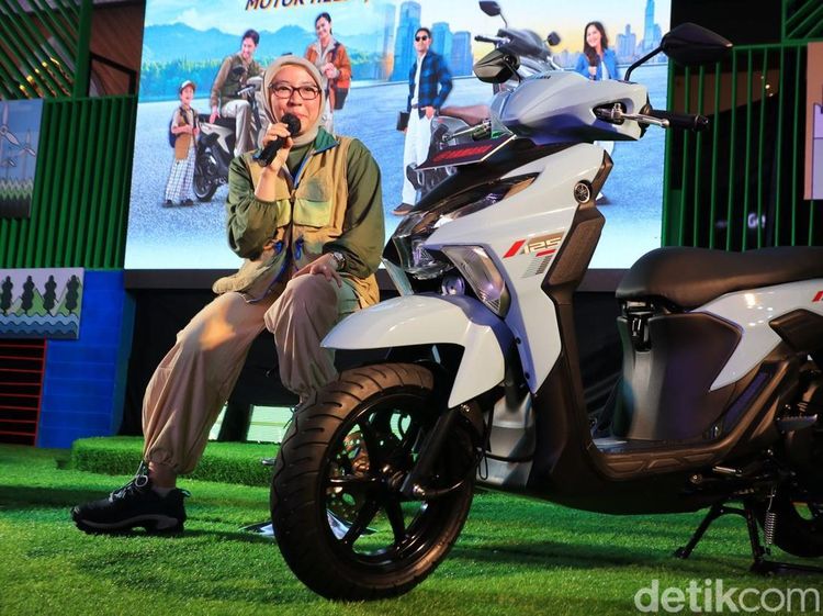 Melihat Langsung Yamaha Gear Ultima 125 Hybrid yang Baru Meluncur di RI