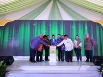 Menag Resmikan Pemancangan Perdana Masjid Al-Ikhlas di Kawasan PIK