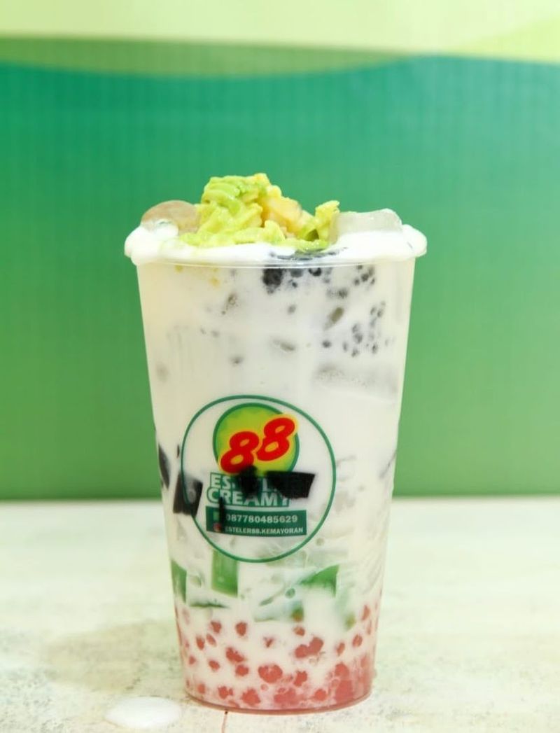 Rekomendasi es teler creamy