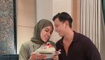 Fairuz A. Rafiq Nikmati Kue Pecel Lele hingga Sate bersama Keluarga