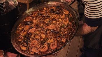 Untuk suasana kulineran, Xiaomi 15 juga mantap buat merekam momen wisata kuliner. Foto: Fitraya Ramadhanny/detikINET