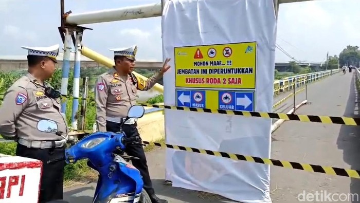 Jembatan Pagerluyung Mojokerto yang Rusak Dibuka kembali, Khusus untuk kendaraan Roda 2