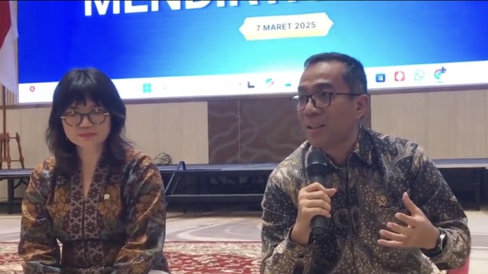 Mendiktisaintek Brian Yuliarto dan Wamendiktisaintek Stella Christie