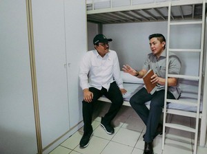 Seskab Teddy dan Mensos Gus Ipul Cek Kesiapan Sekolah Rakyat di Bekasi