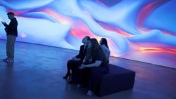 Museum Guggenheim Spanyol Hadirkan Pameran dengan Sentuhan AI Museum Guggenheim Spanyol Hadirkan Pameran dengan Sentuhan AI
