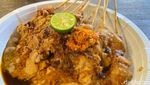 Nikmat! Tengkleng Kepala Kambing dan Sate Kambing Racikan Haji Parto