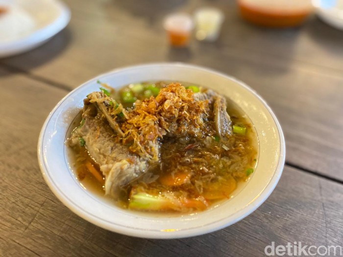Nikmat! Tengkleng Kepala Kambing dan Sate Kambing Racikan Haji Parto Nikmat! Tengkleng Kepala Kambing dan Sate Kambing Racikan Haji Parto
