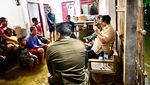 Momen Prabowo Cek Banjir Bekasi hingga Buka Puasa di Rumah Warga