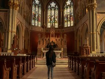 Doa Rosario Hari Ini Selasa, 11 Maret: Yesus Kristus Dimahkotai Duri