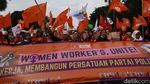 Buruh Gelar Aksi Peringati Hari Perempuan Internasional di Patung Kuda