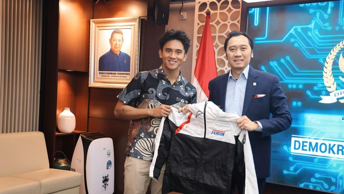 Ibas dan Mario Aji