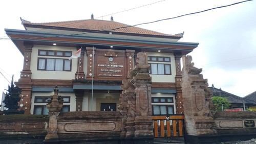 Kantor Perbekel Desa Angseri, Tabanan, Bali, Minggu (16/2/2025).