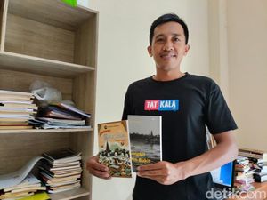 Komang Sujana dan Buku Puisi Berbahasa Balinya