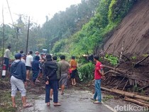 Diguyur Hujan Deras, Tebing di Lereng Bromo Probolinggo Longsor