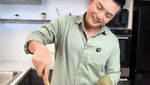 Nicky Tirta Bikin Roti Bakso hingga Kulineran di Korea