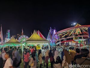 Pasar Malam Lebaran, Destinasi Wajib Pemudik di Ponorogo