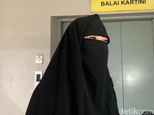 Peggy Melati Sukma Berdakwah dan Beternak di Selandia Baru