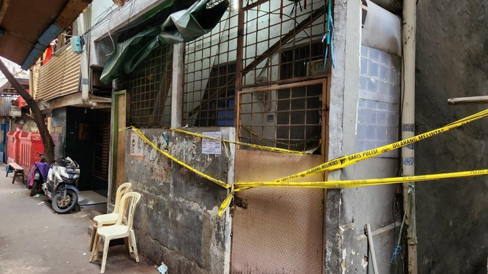 Penampakan Lokasi Penemuan Mayat Ibu dan Anak Tewas Dalam Toren di Jakbar