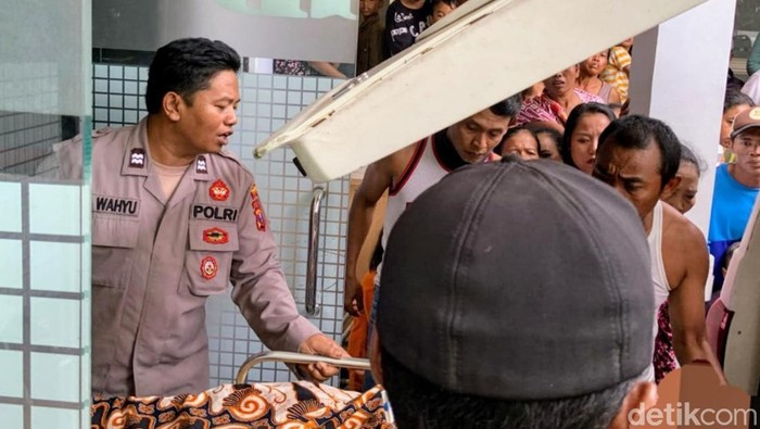 Percobaan bunuh diri Bondowoso