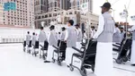 Mereka yang Tanpa Lelah Layani Tamu Allah