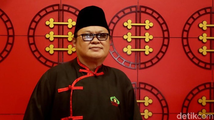 Rahmat Nugraha atau yang karib disapa Koko Rahmat, Ketua DKM Masjid Lautze Dua Bandung.