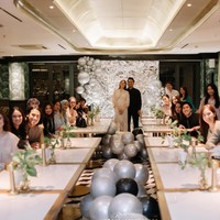 Perayaan ulang tahun tersebut tampak ramai dihadiri oleh rekan-rekan artis. Mulai dari El Rumi dan Syifa Hadju hingga Mahalini dan Rizky Febian tampak ikut hadir meramaikan acara. Foto: Instagram/@aaliyah.massaid