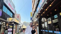 Meskipun keduanya beda keyakinan, tetapi Adam Rosyadi mengatakan bahwa hubungannya dengan Agnez Mo terasa damai. Foto: Instagram @ryoshiadam