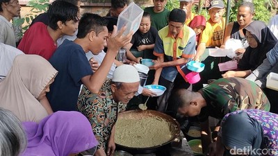 Berburu Berkah Bubur Suro Sunan Bonang di Ramadan