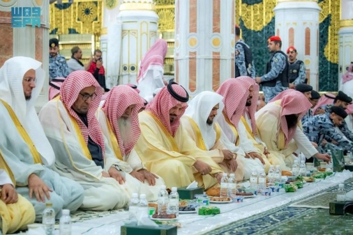 Buka puasa di Masjidil Haram