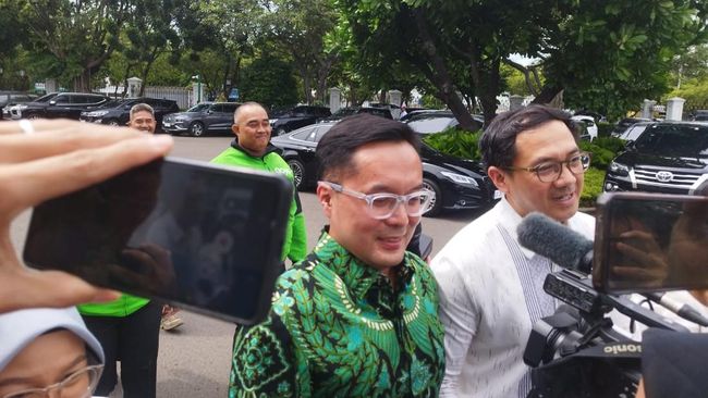 CEO PT GoTo Gojek Tokopedia Tbk. (GOTO) Patrick Walujo
