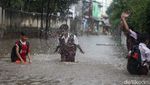 Diguyur Hujan Deras, Jalanan di Pamulang Tangsel Banjir